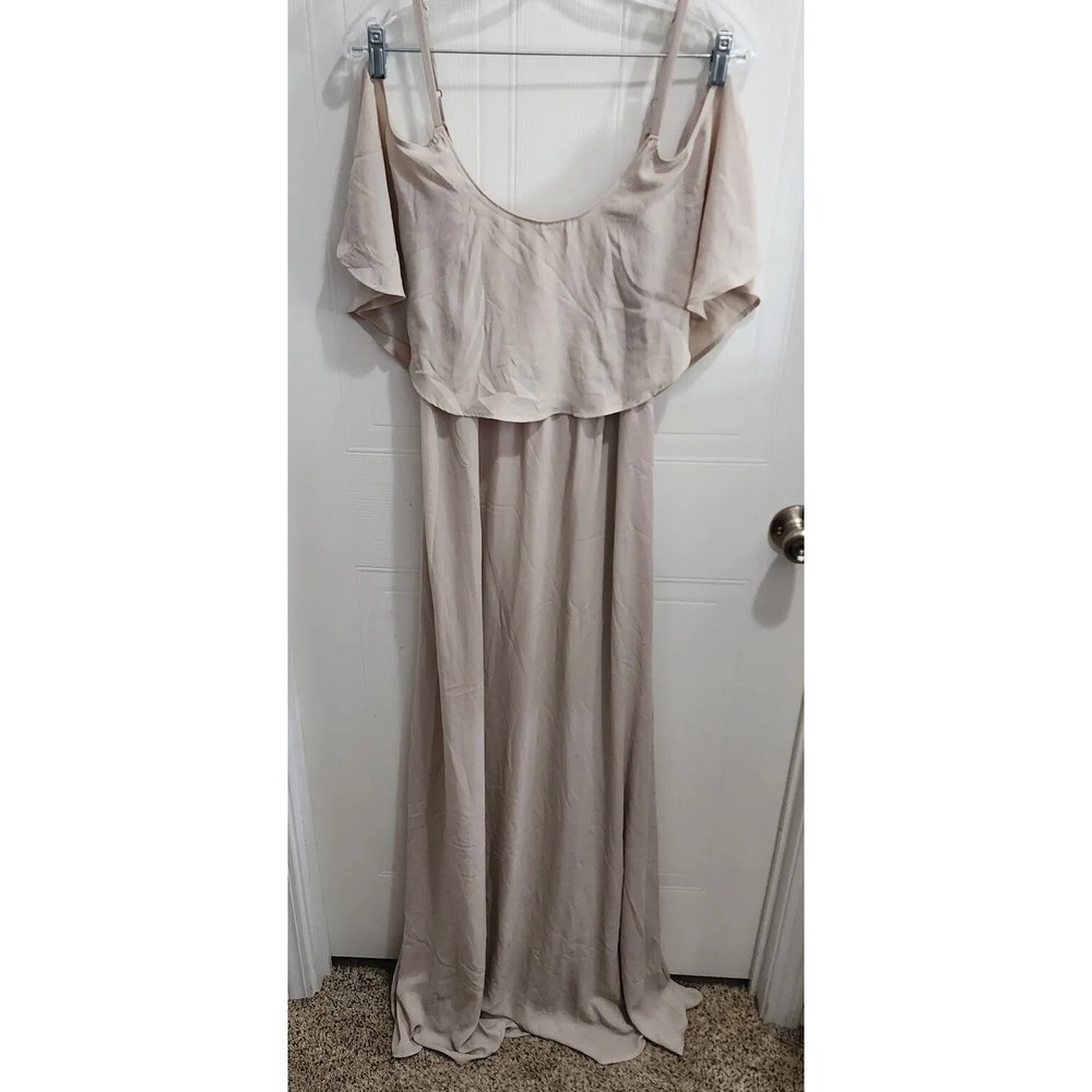 NEW‎ Show Me Your Mumu Caitlin Ruffle Maxi Dress Women's Size Medium Beige